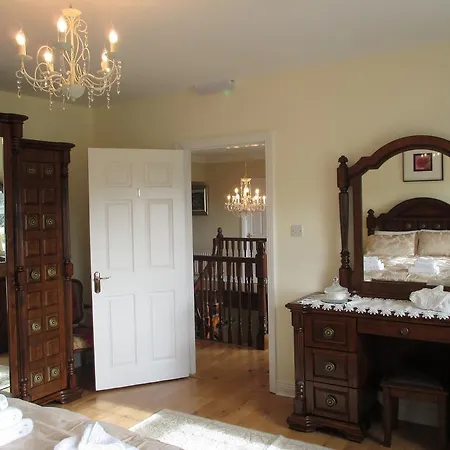 Holiday home Glensheahan House Killarney